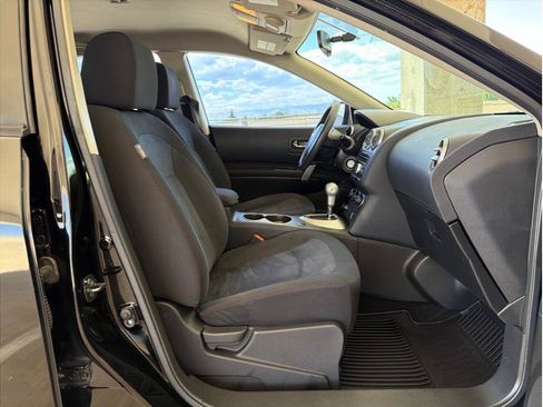 Used 2014 Nissan Rogue S AWD/4WD image 14