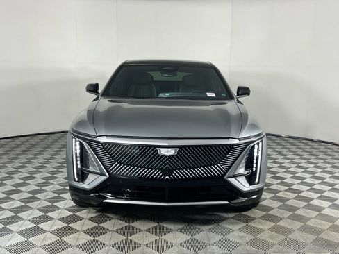 Used 2024 Cadillac Lyriq Tech w/ Driver Assist Package image 6