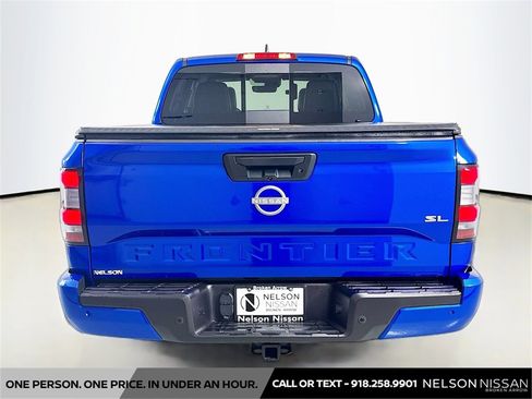 Used 2024 Nissan Frontier SL w/ Technology Package image 6