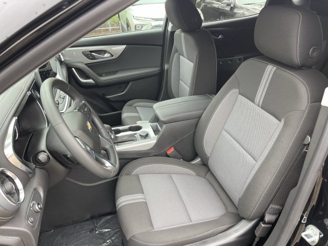 New 2026 Chevrolet Blazer LT w/ Convenience Package FWD image 11