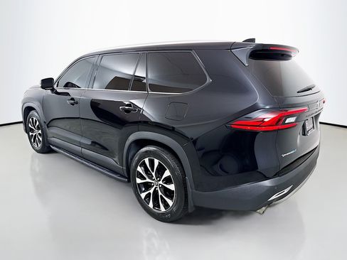 Used 2025 Toyota Grand Highlander AWD Hybrid image 5
