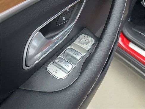 Used 2025 Mercedes-Benz GLS 450 4MATIC image 23