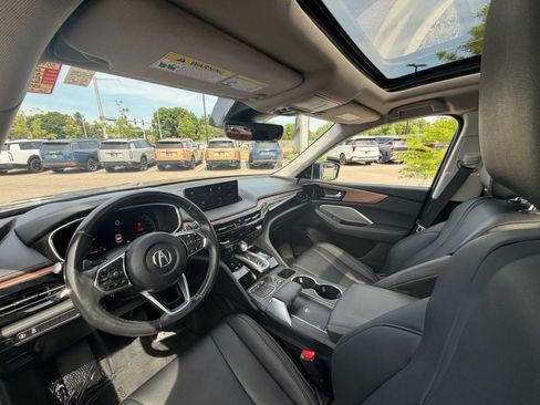 Used 2022 Acura MDX SH-AWD image 9