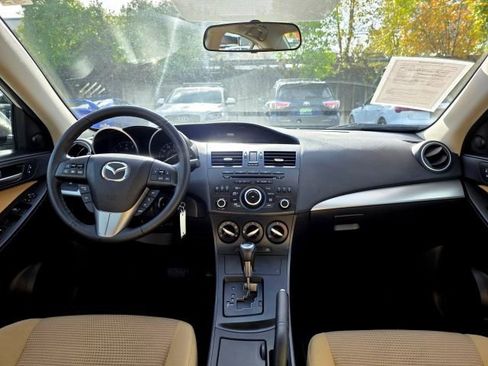Used 2012 MAZDA MAZDA3 i Touring image 10