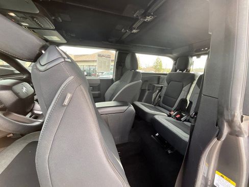 Used 2022 Ford Bronco 2-Door w/ Sasquatch Package image 28