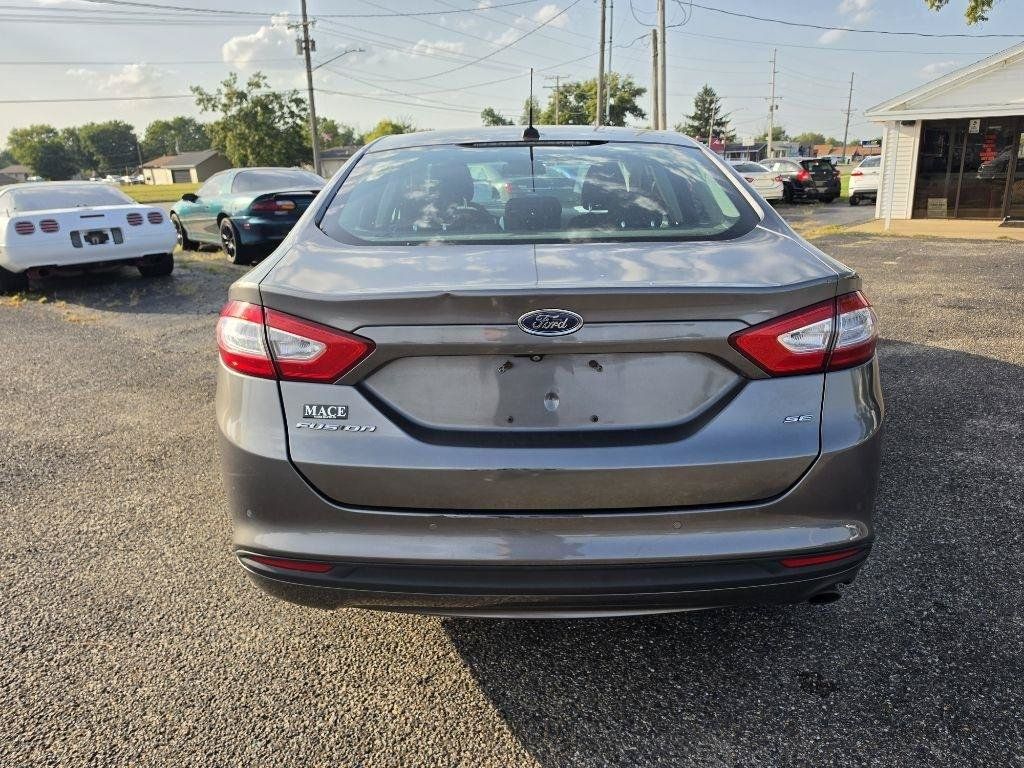 Used 2014 Ford Fusion SE FWD image 6