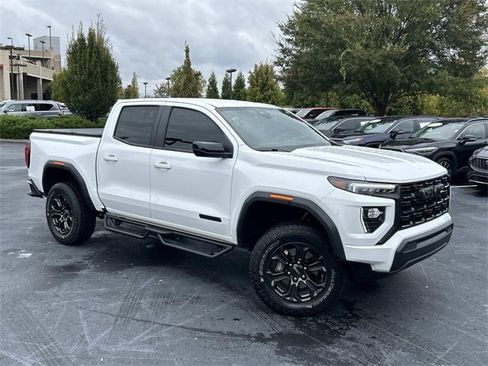 Used 2024 GMC Canyon Elevation image 2