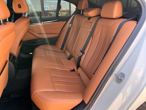 Used 2019 BMW 530i xDrive AWD/4WD image 19