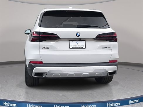 Used 2025 BMW X5 xDrive40i w/ Parking Assistance Package image 7