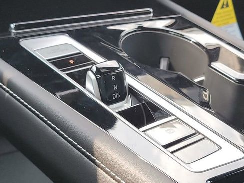 New 2026 Volkswagen Atlas Cross Sport SE image 23