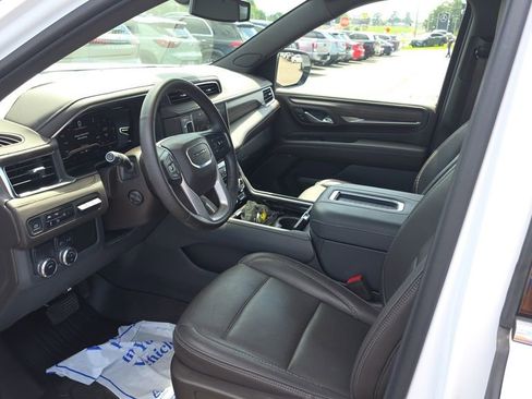 Used 2023 GMC Yukon XL Denali RWD image 22