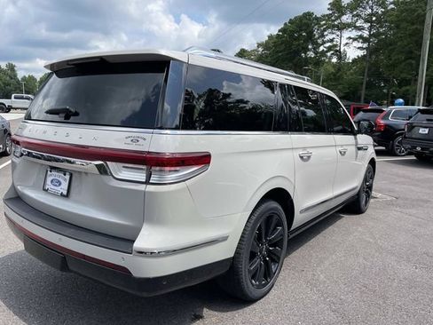Used 2024 Lincoln Navigator L Reserve AWD/4WD image 13