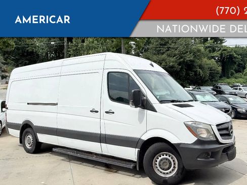 Used 2015 Mercedes-Benz Sprinter 2500 image 1