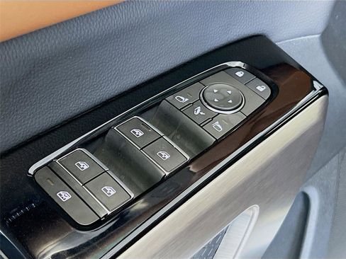 New 2024 Nissan Pathfinder Platinum w/ Cargo Package FWD image 21