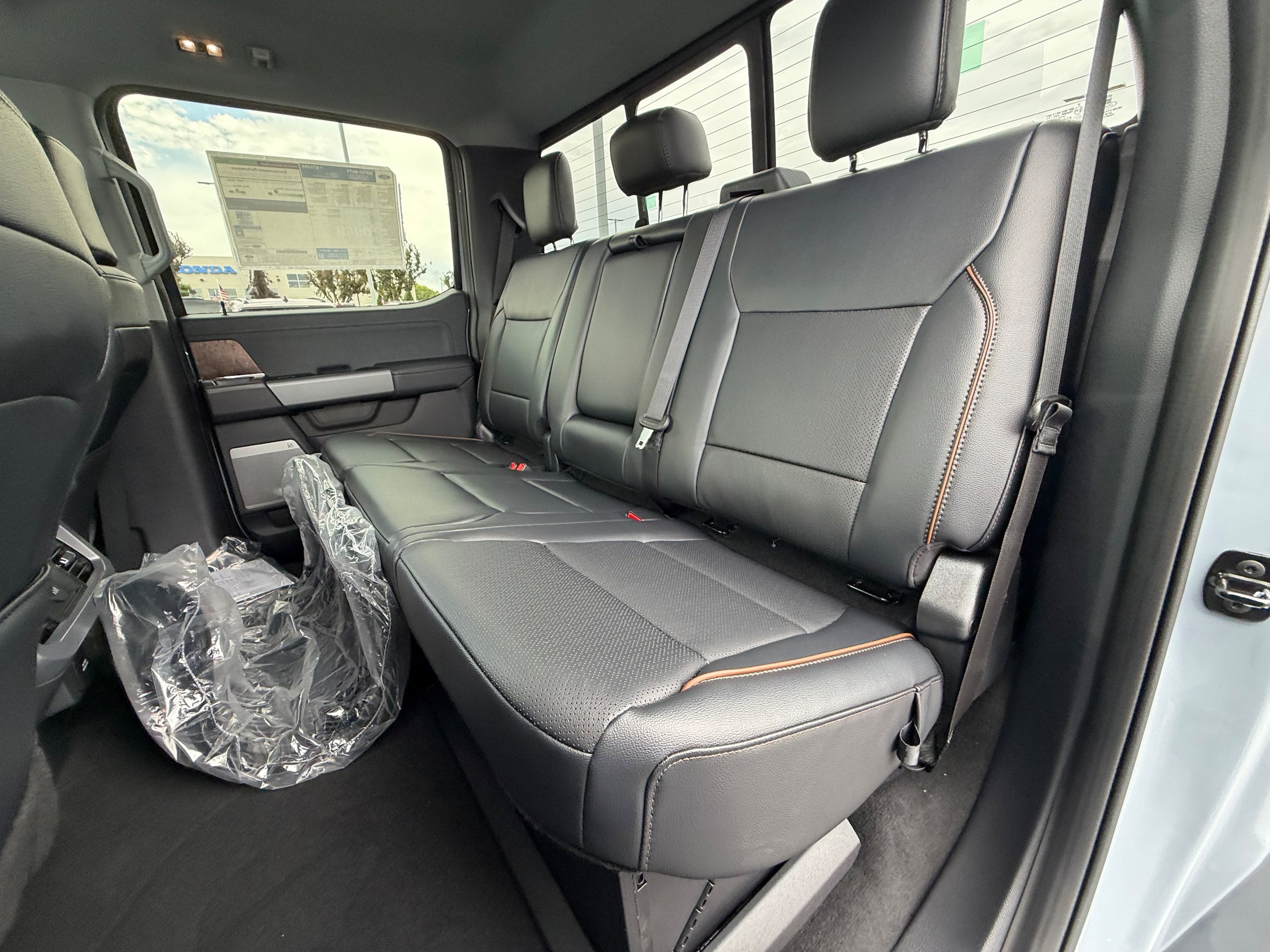 New 2026 Ford F350 Lariat w/ Black Appearance Package AWD/4WD image 15