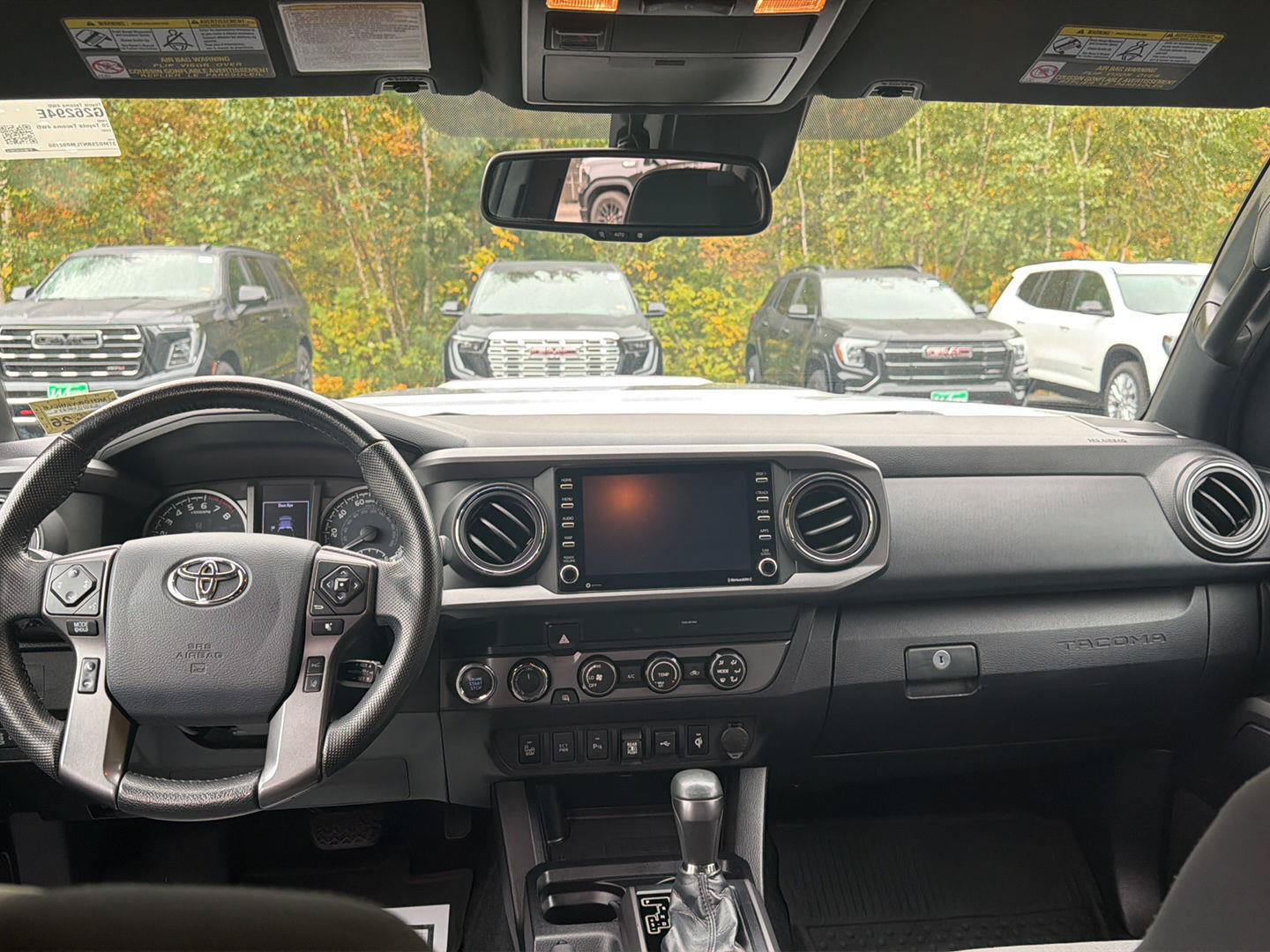 Used 2020 Toyota Tacoma TRD Sport w/ Technology Package AWD/4WD image 14