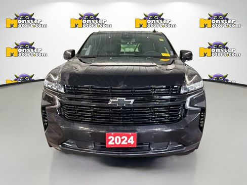 Used 2024 Chevrolet Tahoe RST w/ Luxury Package AWD/4WD image 2