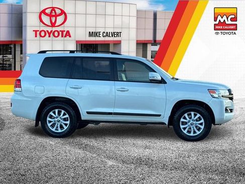 Used 2019 Toyota Land Cruiser AWD/4WD image 6