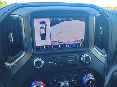 Used 2021 GMC Sierra 3500 Denali w/ Denali Black Diamond Edition AWD/4WD image 26