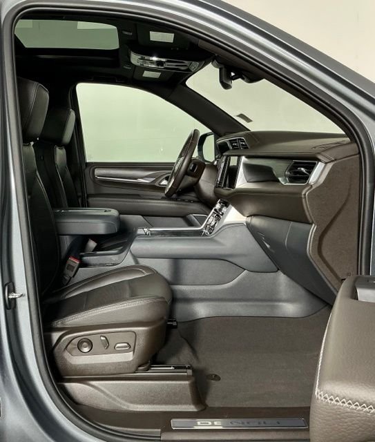 Used 2022 GMC Yukon Denali RWD image 27