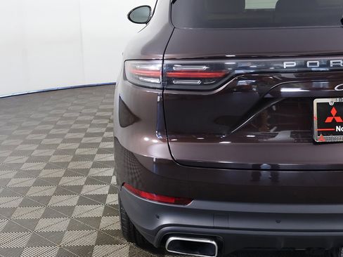 Used 2022 Porsche Cayenne image 20