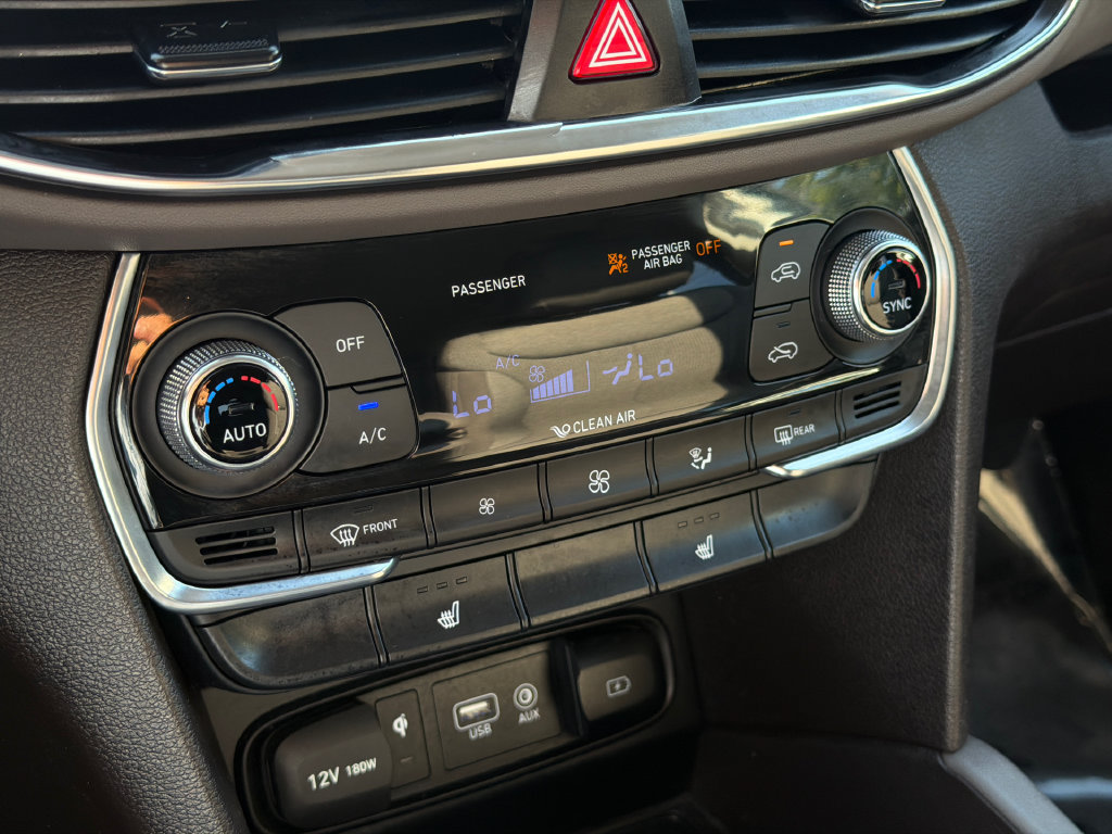 Used 2020 Hyundai Santa Fe SEL w/ Convenience Package FWD image 27