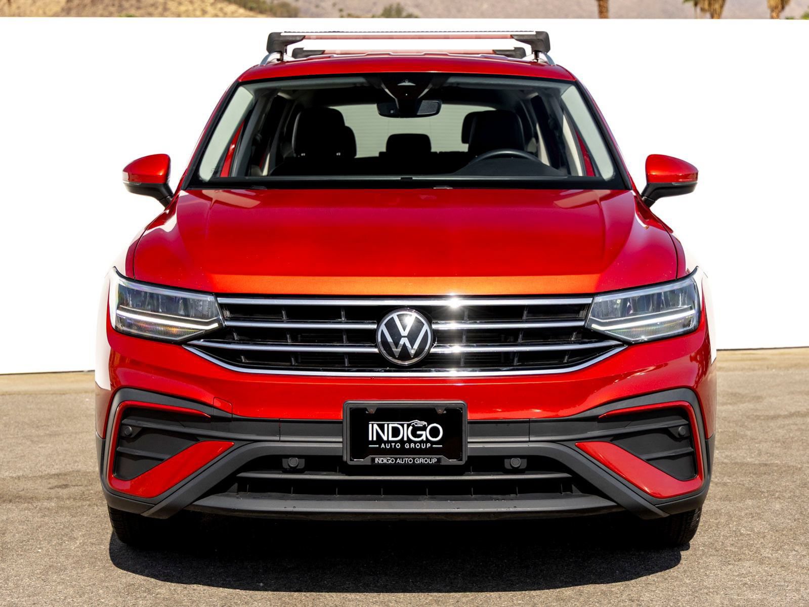 Used 2023 Volkswagen Tiguan SE FWD image 3