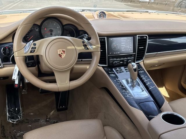 Used 2014 Porsche Panamera S RWD image 7