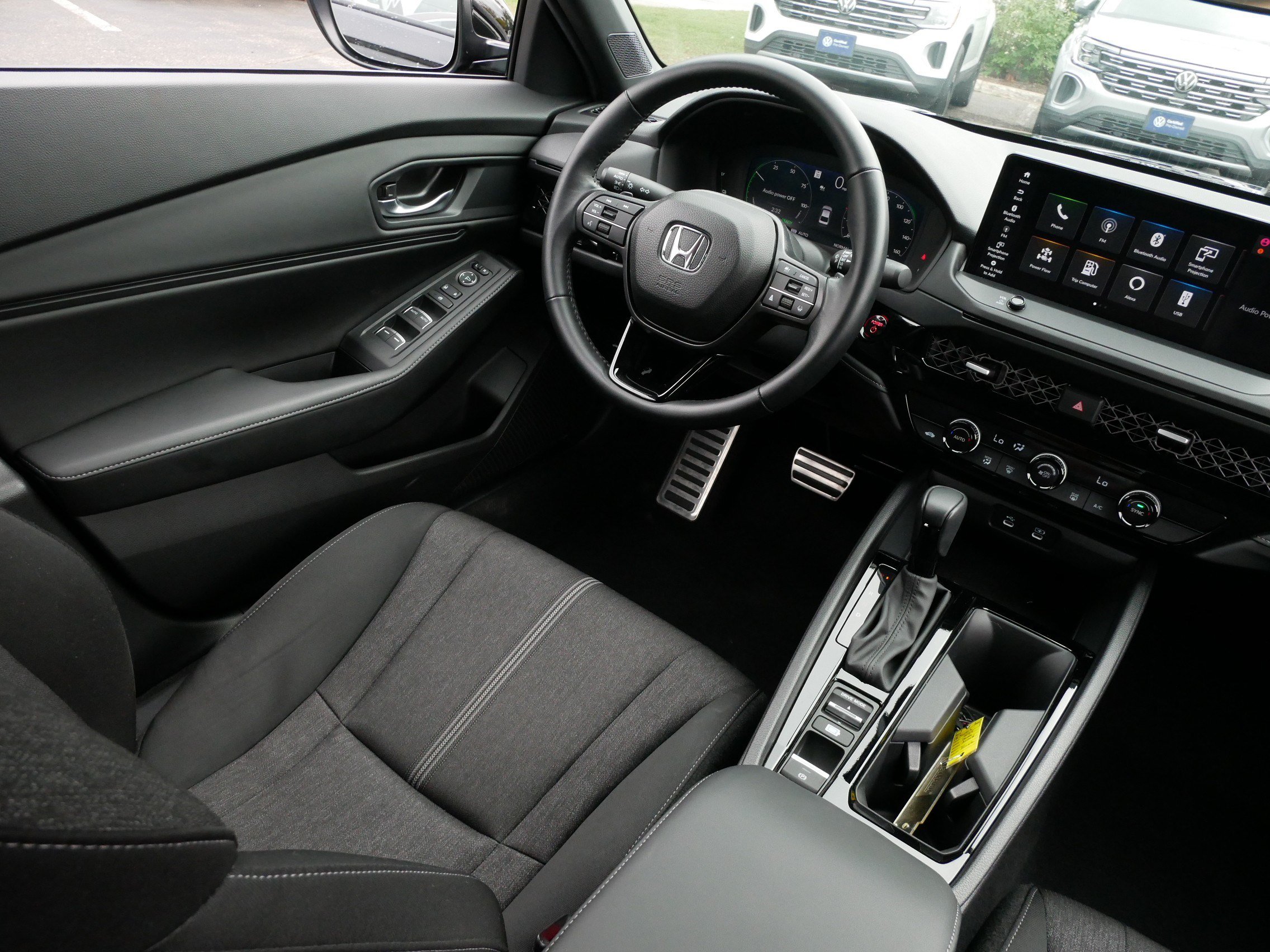 Used 2024 Honda Accord Sport image 9