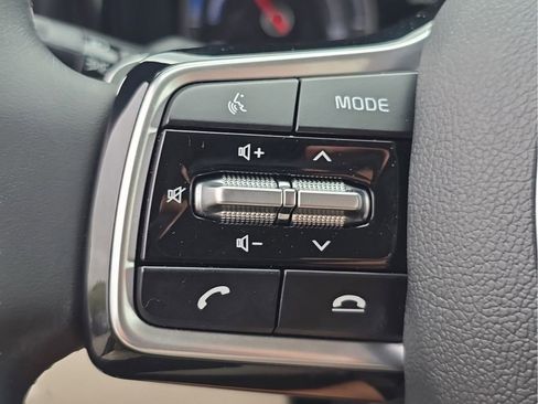 Used 2022 Kia Sorento EX image 24