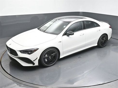 New 2025 Mercedes-Benz CLA 35 AMG 4MATIC image 42