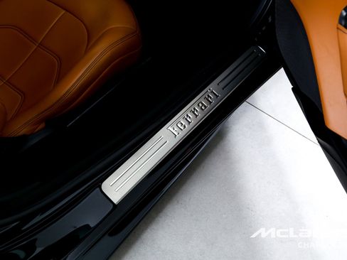 Used 2018 Ferrari 488 GTB RWD image 21