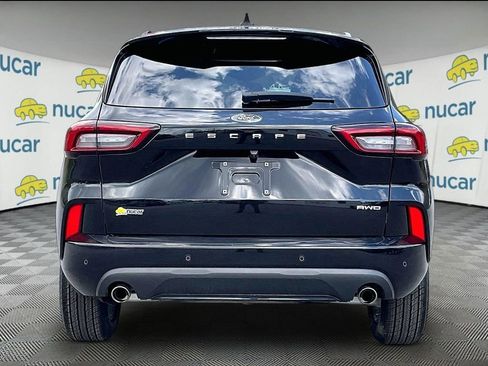Used 2024 Ford Escape ST-Line w/ Tech Pack #1 AWD/4WD image 5