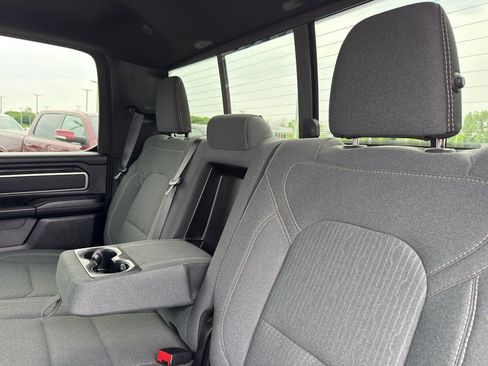 Used 2022 RAM 1500 Big Horn AWD/4WD image 34