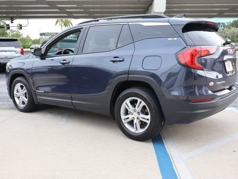 Used 2018 GMC Terrain SLE w/ Driver Convenience Package FWD image 5