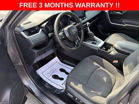 Used 2020 Toyota RAV4 XLE AWD/4WD image 38