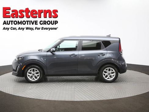 Used 2023 Kia Soul LX w/ LX Technology Package image 59