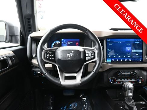 Used 2024 Ford Bronco Wildtrak image 33