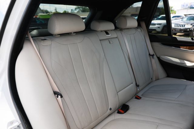 Used 2018 BMW X5 sDrive35i RWD image 17