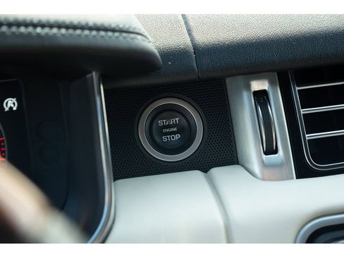 Used 2018 Land Rover Range Rover Long Wheelbase Supercharged AWD/4WD image 30