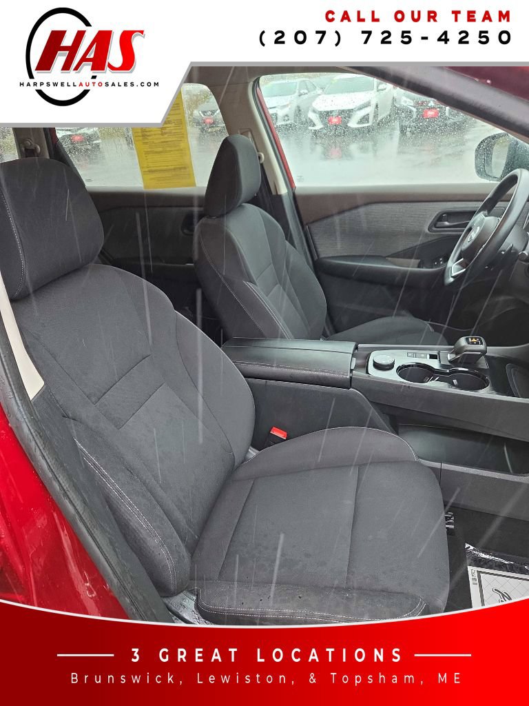 Used 2023 Nissan Rogue S AWD/4WD image 10