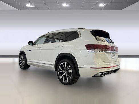 New 2026 Volkswagen Atlas SEL Premium R-Line image 3