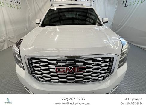 Used 2018 GMC Yukon Denali AWD/4WD image 2