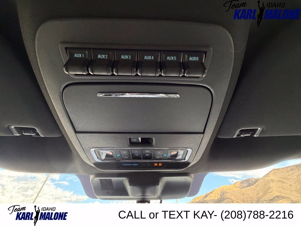 Used 2025 Ford F350 Platinum w/ Tremor Off-Road Package AWD/4WD image 73