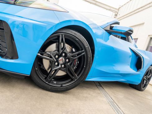 Used 2023 Chevrolet Corvette Stingray Coupe w/ Z51 Performance Package RWD image 4