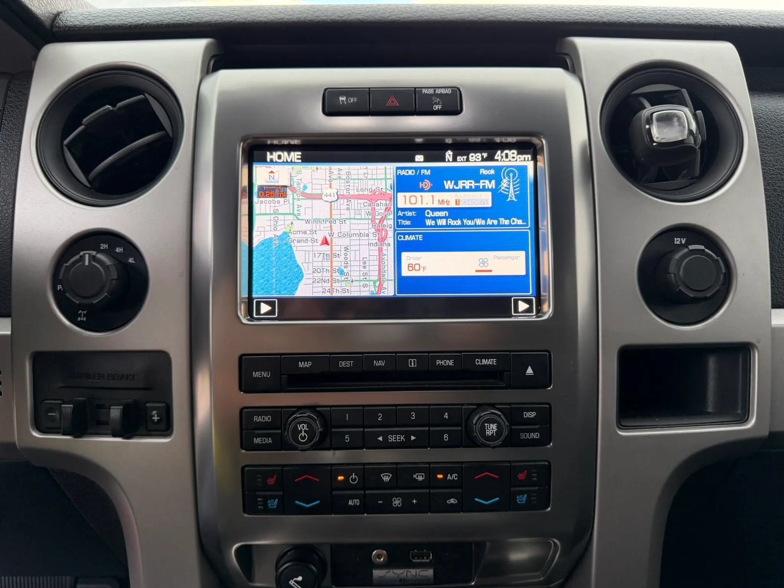 Used 2012 Ford F150 Raptor w/ SVT Exterior Graphics Pkg AWD/4WD image 51
