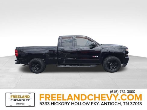 Used 2016 Chevrolet Silverado 1500 LT w/ Midnight Edition AWD/4WD image 2
