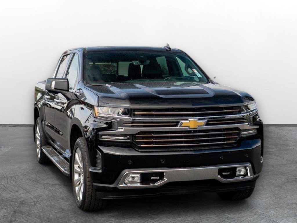 Used 2020 Chevrolet Silverado 1500 High Country w/ Technology Package AWD/4WD image 1
