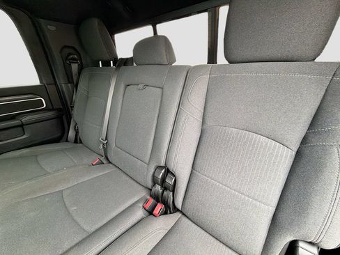 Used 2022 RAM 2500 Big Horn w/ Level C Equiment Group AWD/4WD image 11
