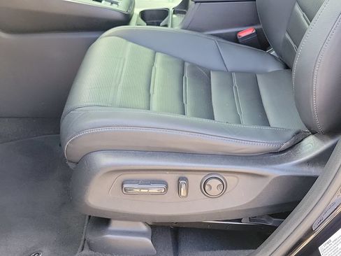 Used 2023 Honda CR-V EX-L image 34